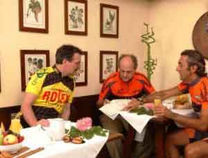 Hotel Florenz il primo bike hotel a Finale Ligure con Lorenzo Carlini.